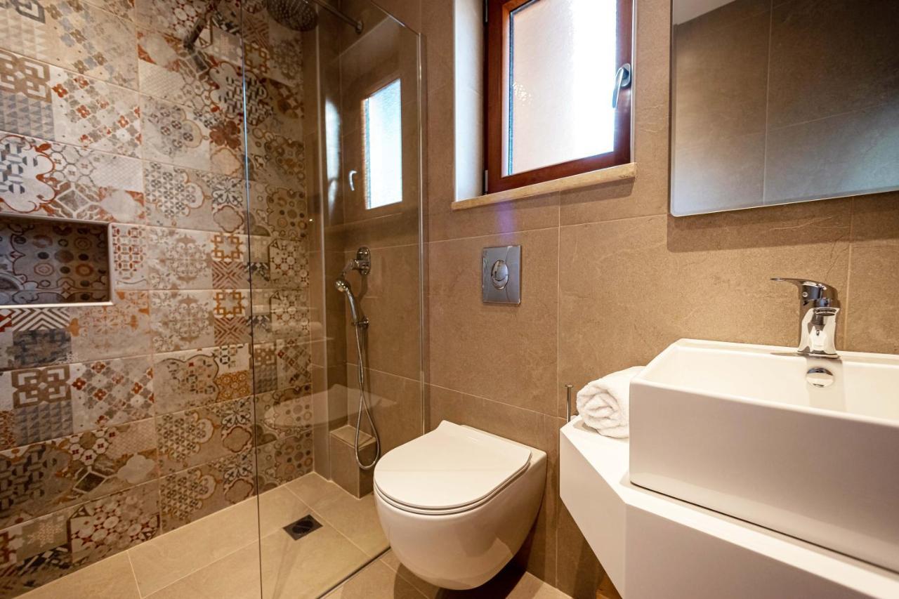 Superior Double Room,1057178149:JPEG