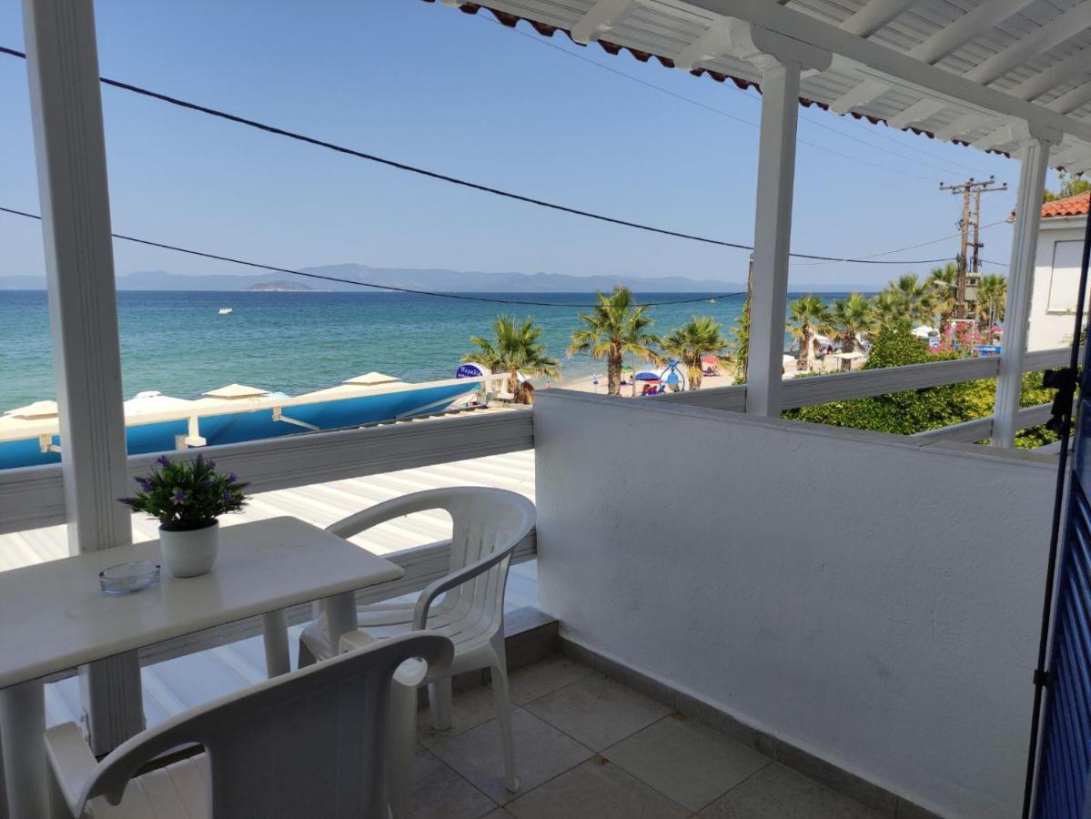 Standard Triple Room with Sea View