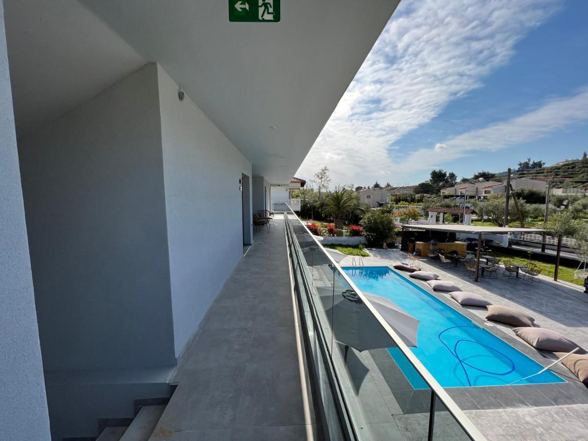 Deluxe Double Room with Balcony and Sea View