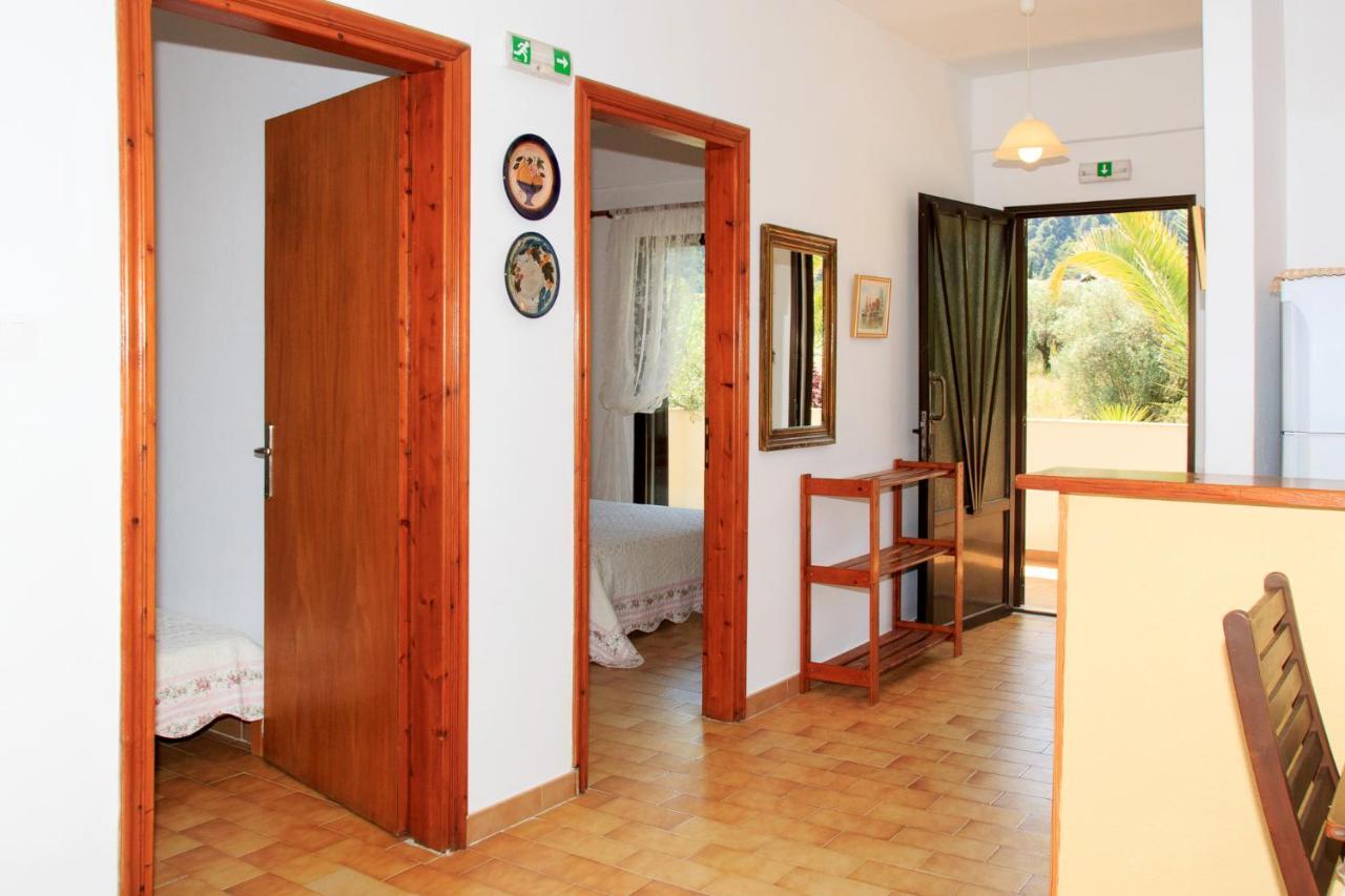 Two-Bedroom Apartment,1308927892:JPEG