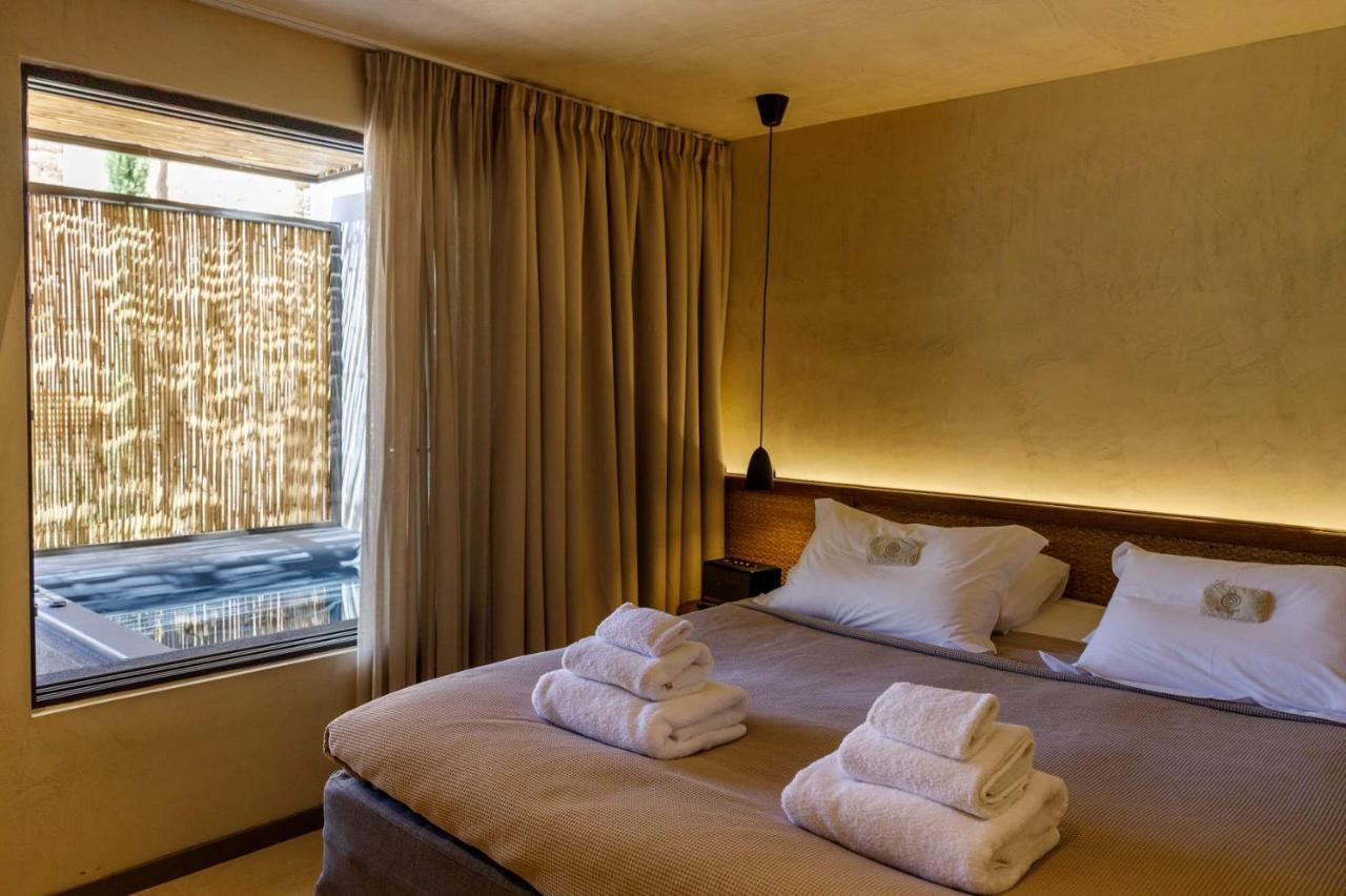 Premium Room with Outdoor Hot Tub