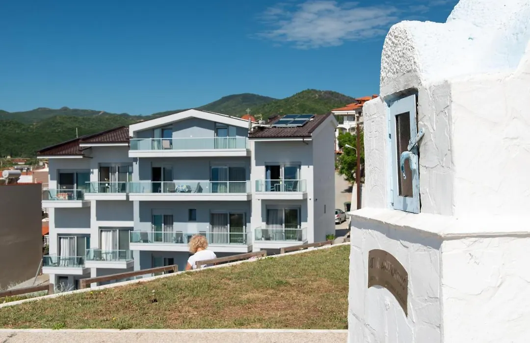 Almare Seaside Studios & Suites - Sarti Sithonia-1