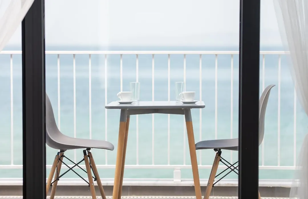 Grand Dodo'S Triada Seaview Studios-1