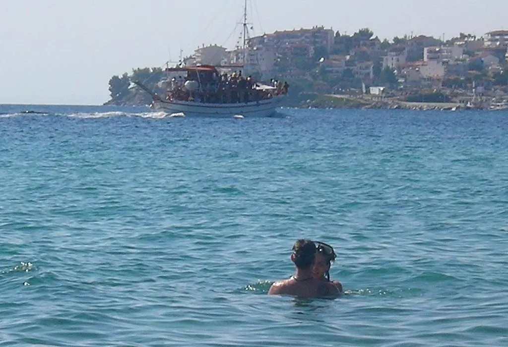Room In Bb - Welcome To Hotel Petunia, In Neos-Marmaras,Xalkidiki ,Greece, Double Room 7-1