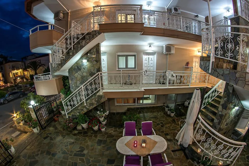 Sky Hotel-1