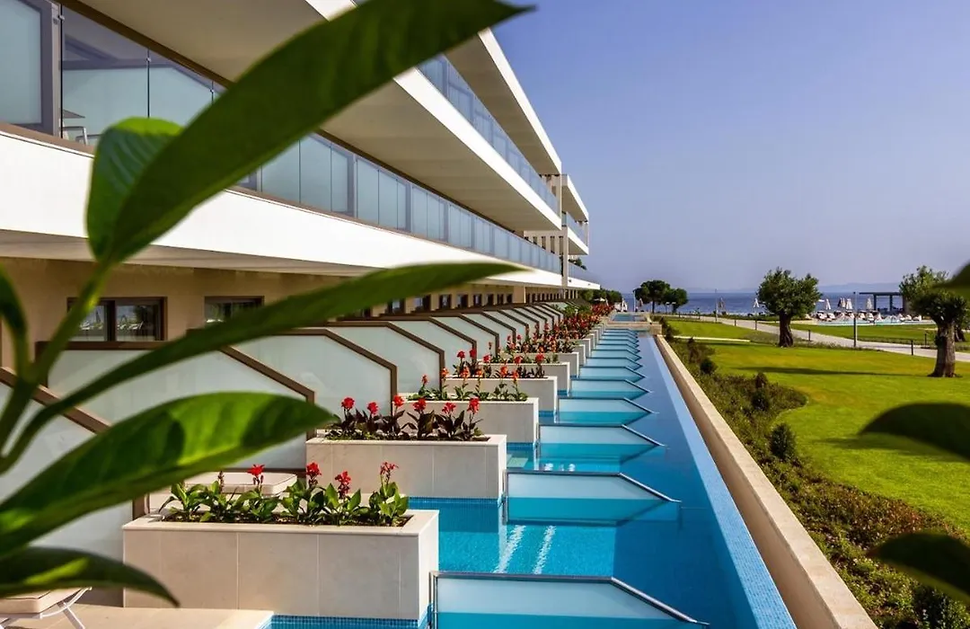 Ammoa Luxury Hotel & Spa Resort-1