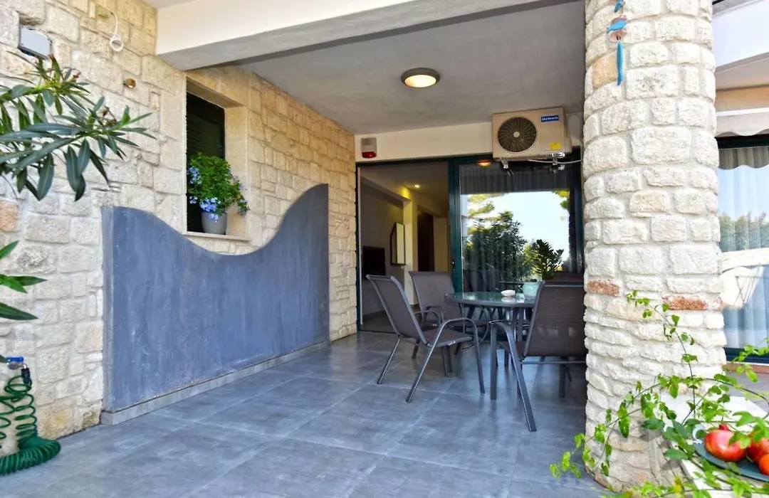 Rita Seaview Rooms By Travelpro Services Kallithea Halkidiki-1