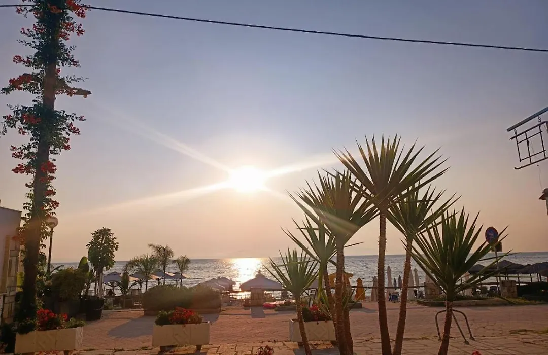 Studio Theano On The Beach-1