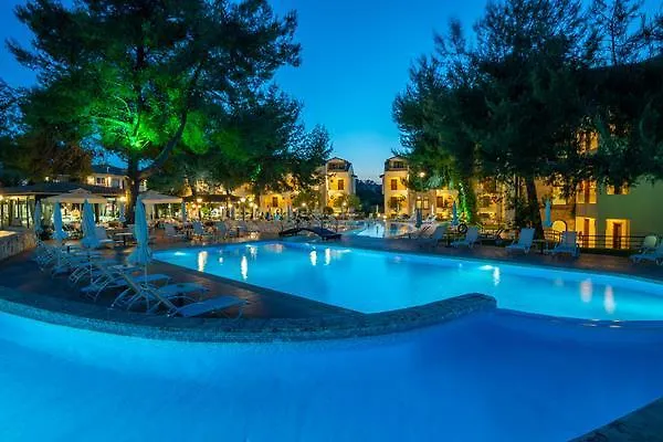 Zeus Eleva Kassandra Lagoon-1