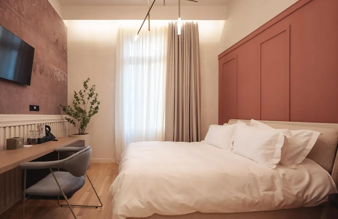 Zenith Premium Suites-1
