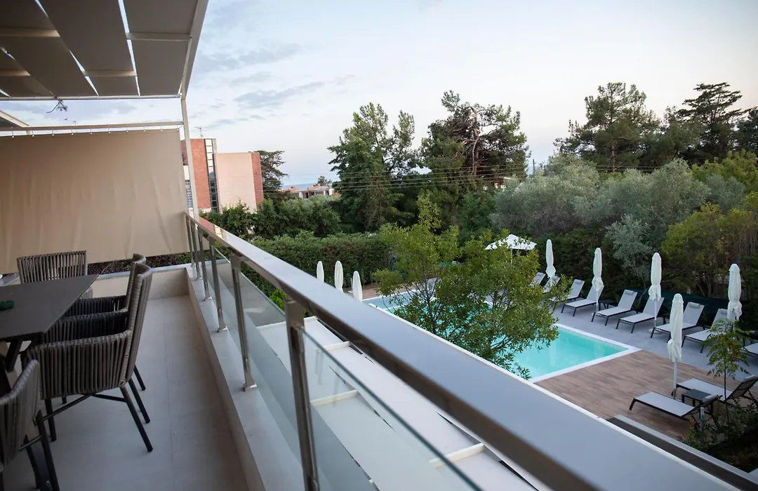 8 Boutique Suites-1