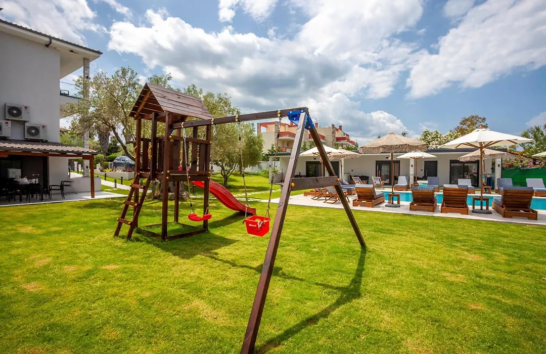 Olia Seaside Residence 120M From The Beach-1