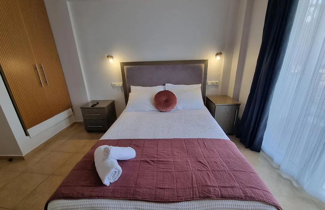 Greenhill Holiday Suites-1