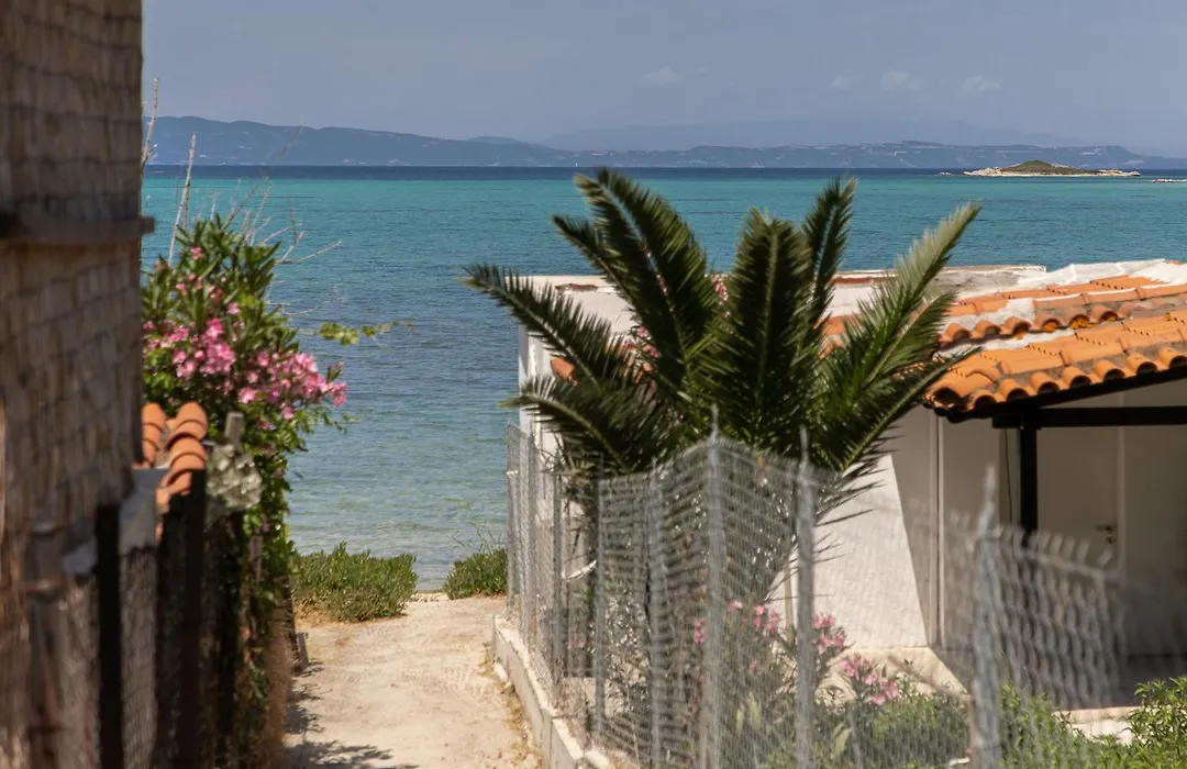 Elenas Beach Studios-1