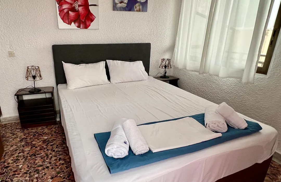 Pelekan Rooms And Apartments Athina 33-1