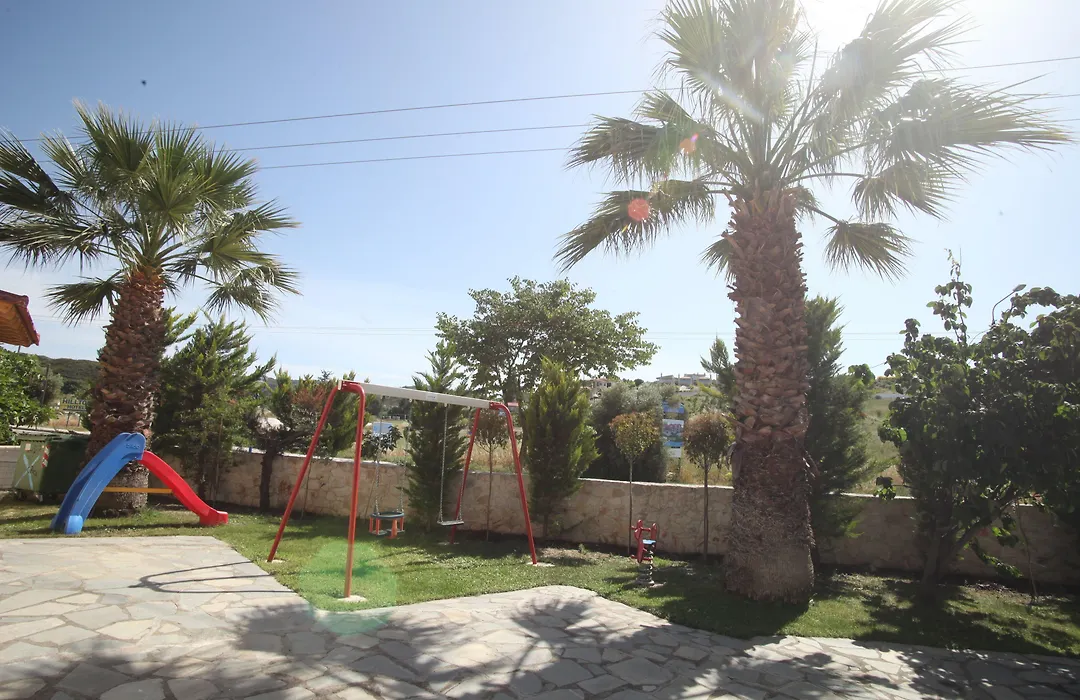 Sarantis Hotel-1