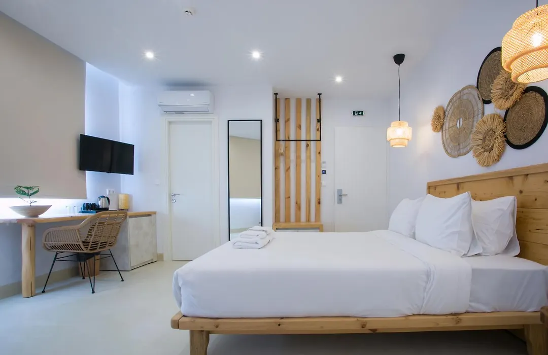 White Corner-1
