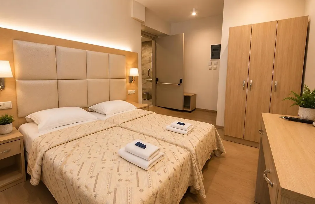 Hotel Avra-1