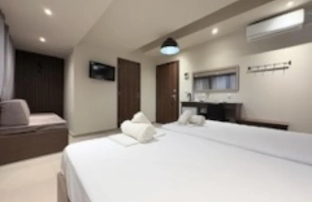Hotel Epavli-1