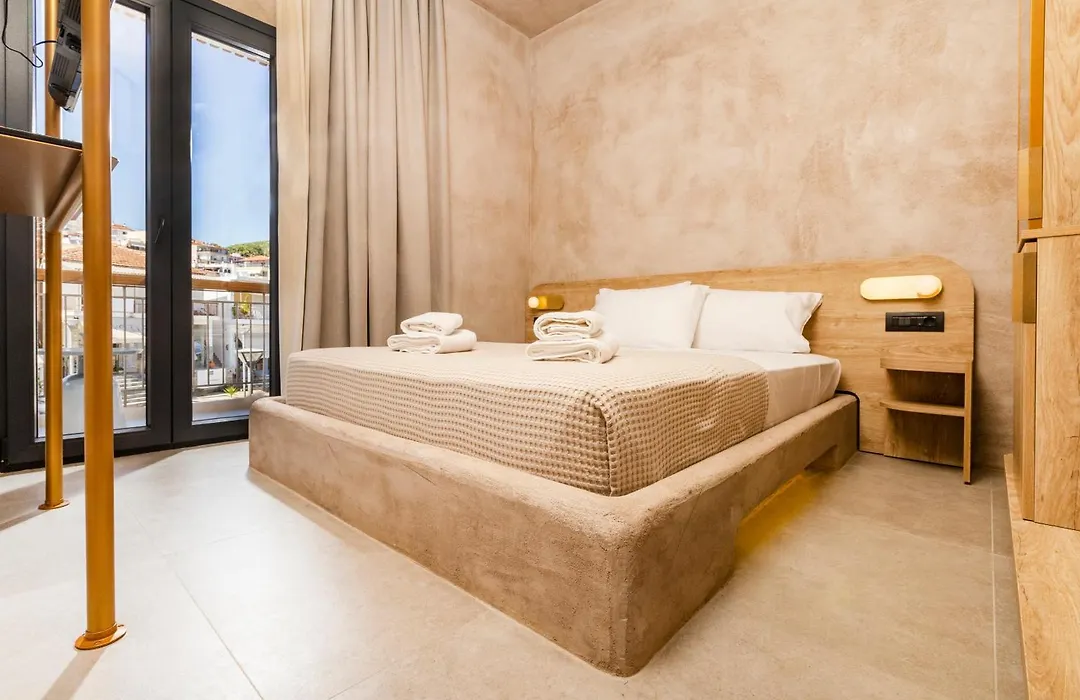 Medusa Luxury Suites-1