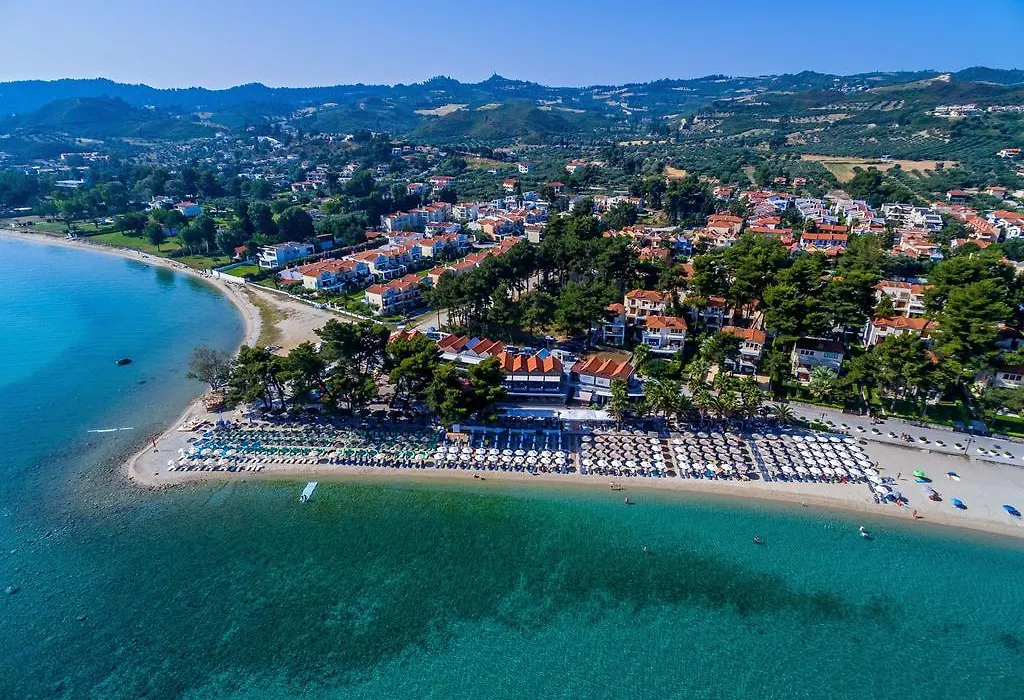 Flegra Beach Boutique Apartments-1