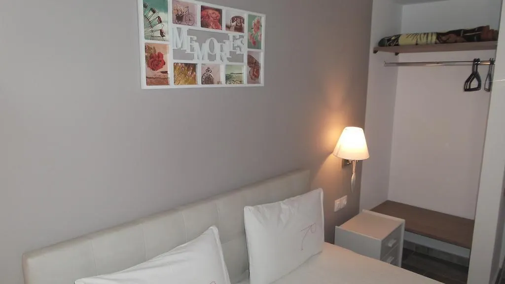 House Roula-1