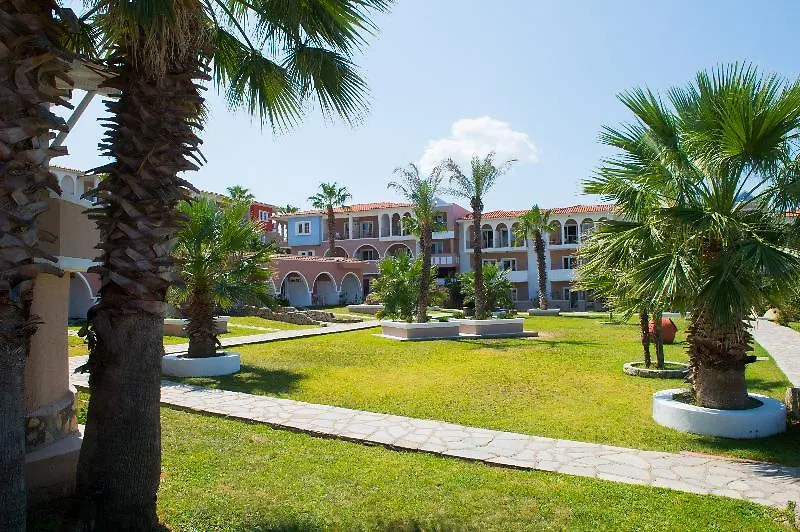 Aristoteles Beach-1