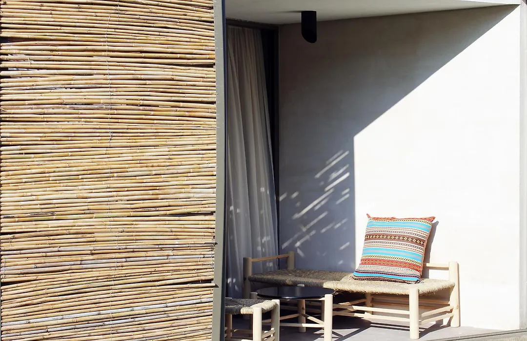 Despotiko Apt. Hotel & Suites-1