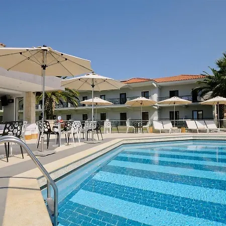 Aristoteles Beach-2