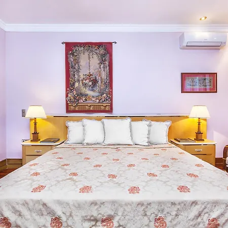 Minerva Premier Hotel-2