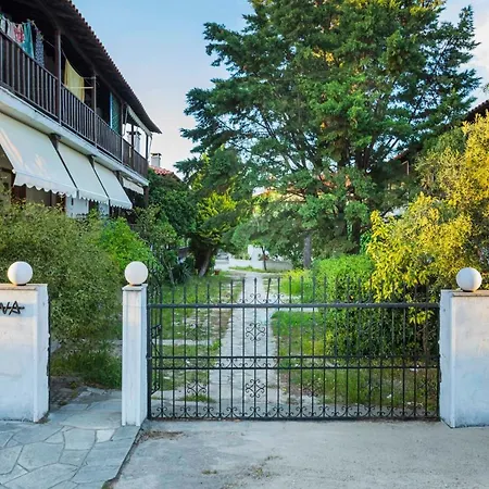 Boutique Maisonette-3
