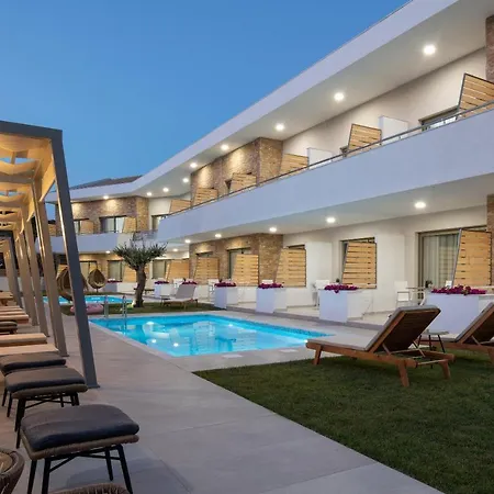Imagine Luxury Suites-2