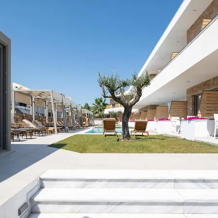 Imagine Luxury Suites-3
