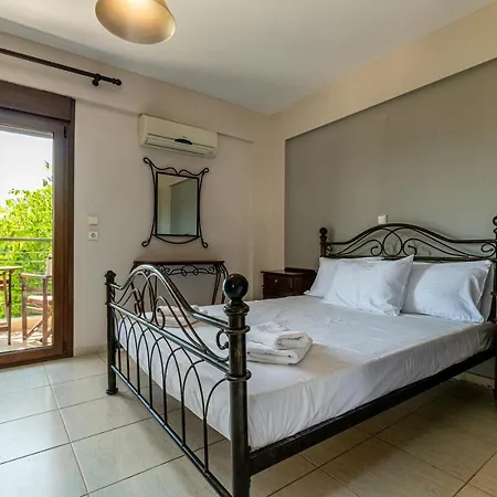 Eleon Apartments Afytos-2
