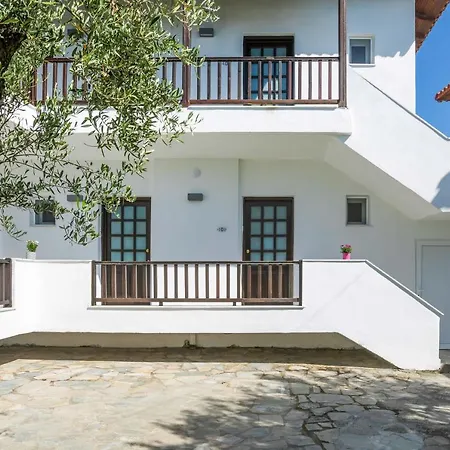 Eleon Suites Afytos-3