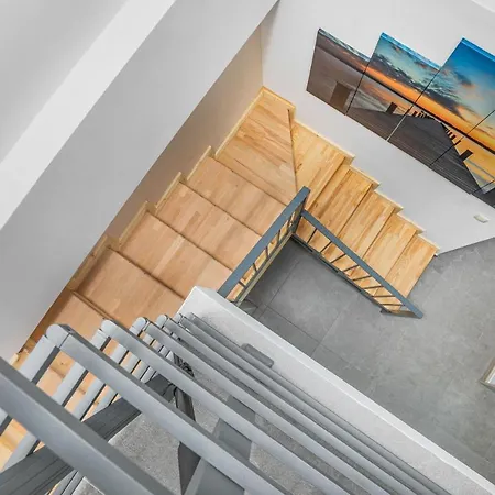 Newstory Suites Possidi-2