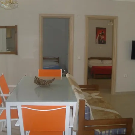 Phaethon Apartments & Studios-3
