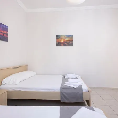 Ice Hot Rooms Pefkochori-3