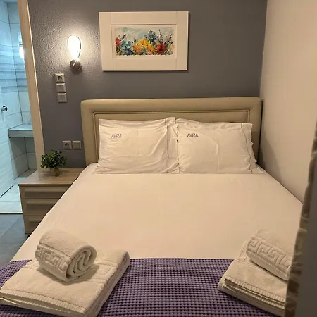 Avra Comfort Rooms-3