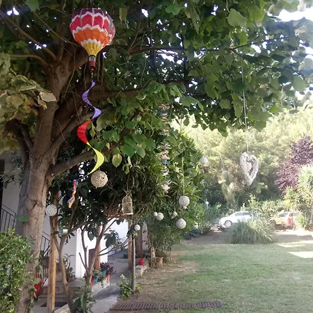 Vangeli'S Garden House-2