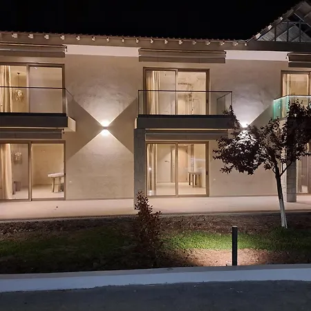 Haus Platanos Apartments & Bungalows By The Sea-3
