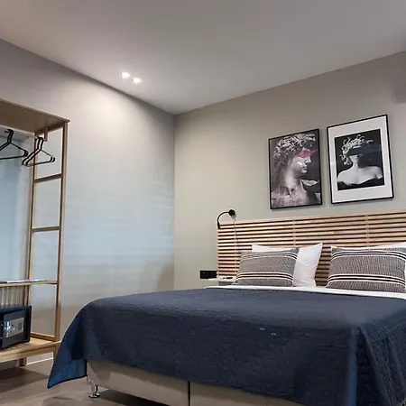 Luxor Suites Venizelou-2