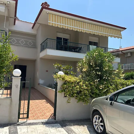 Mila House-3