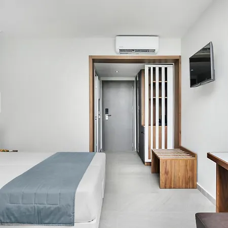 Iris Hotel-2