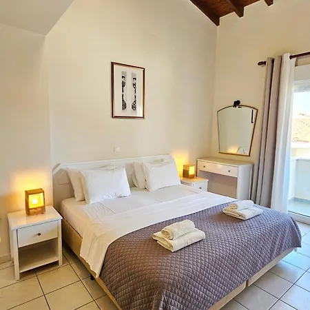 Bungalow White Apartments-2