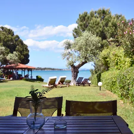 Filippos Resort By The Sea-3