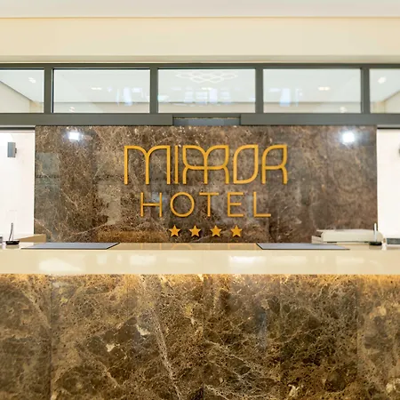 Mirror Hotel-3