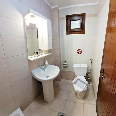 Anna Rooms-3