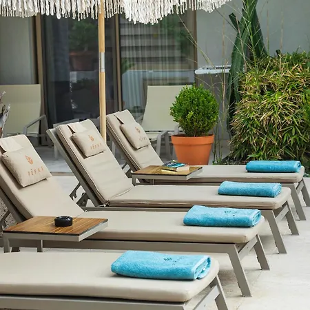 Pefki Deluxe Residences - Adults Only 16Plus-3