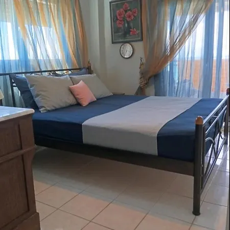 Cozy Maisonette In Pefkochori Chalkidiki-3